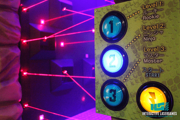 Startpanel vom Laserspiel in Tokya