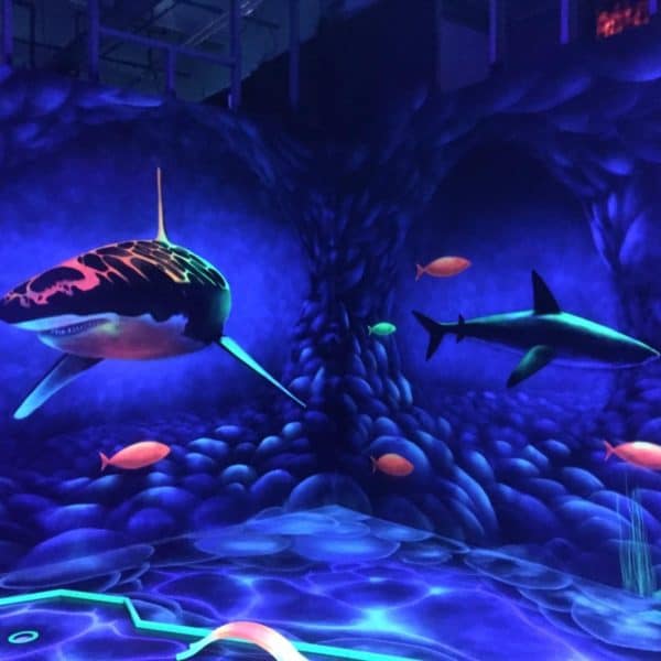 Schwarzlicht-Minigolf-Interactive-Lasergames-com-182
