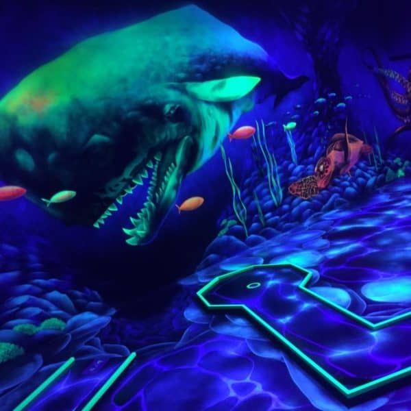 Schwarzlicht-Minigolf-Interactive-Lasergames-com-184