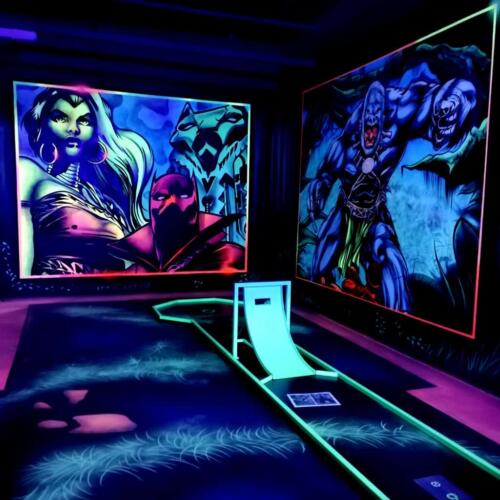 Blacklight Lasermaze