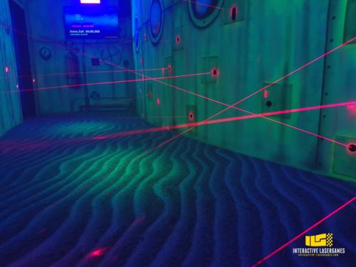 heide-park_lasergame-lasermaze-44