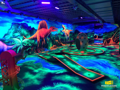 Van der Ende Racing Inn - Schwarzlicht Minigolfanlage